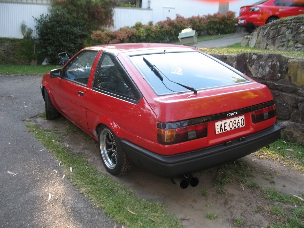 Rhys' 86